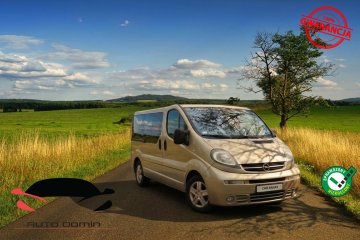 Opel Vivaro kampervan 7 osobowy 3 x klima Westfalia łózko kamper